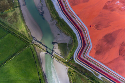 Photo: Aerial view of Bauxite mine, Gabriel Cassan, YFS Magazine, Adobe Stock